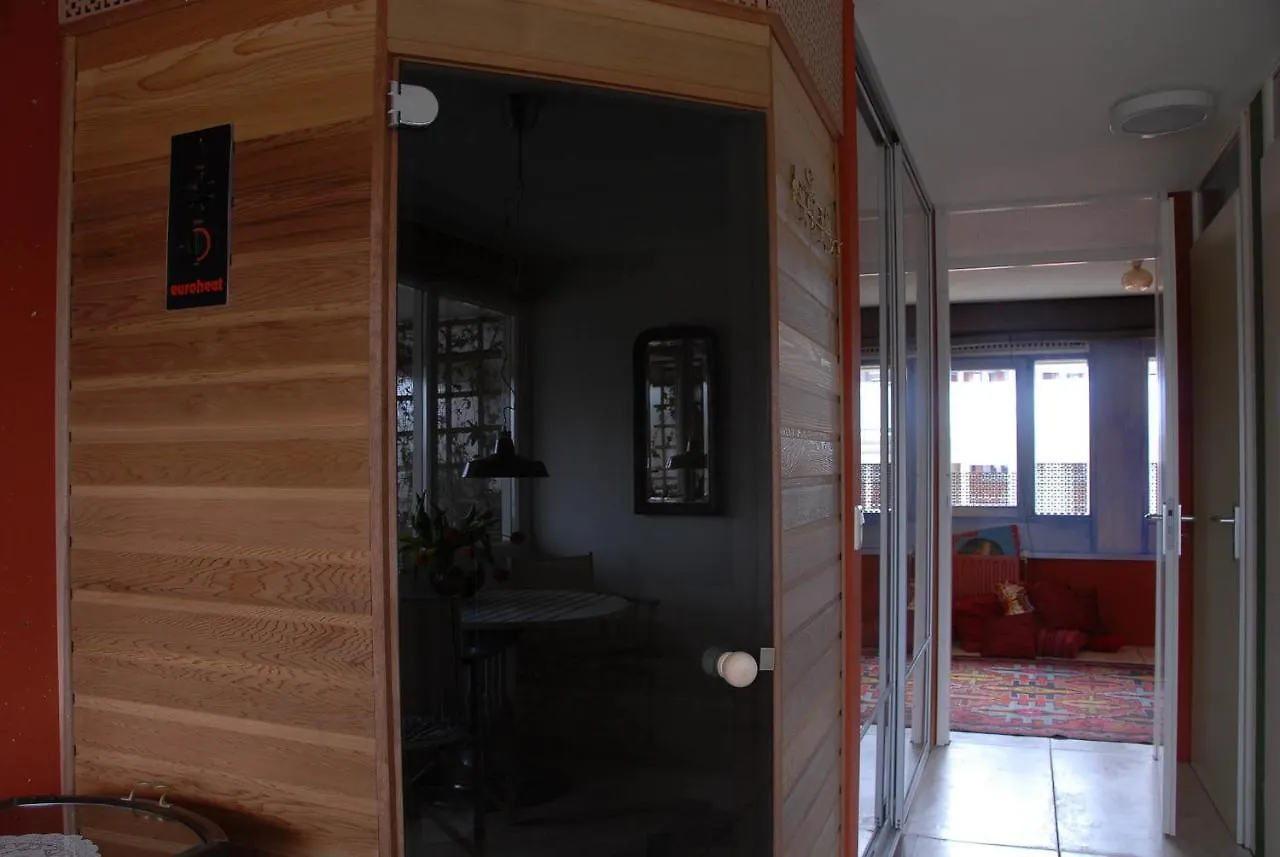 Treetop Apartment location